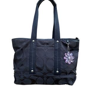 Coach Kyra Daisy Signature Tote F18844